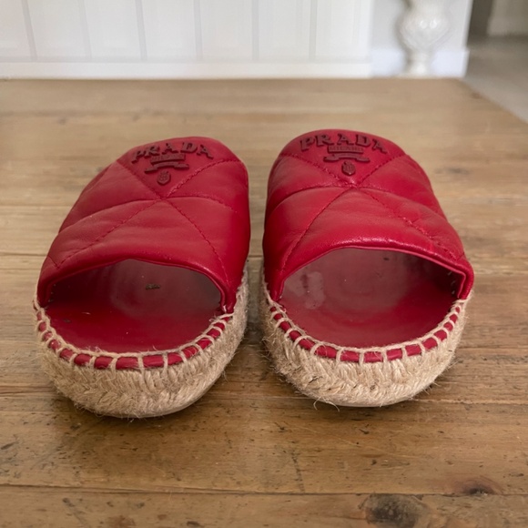 EUC Prada slides size 35 Red quilted leather espadrille - Picture 2 of 8